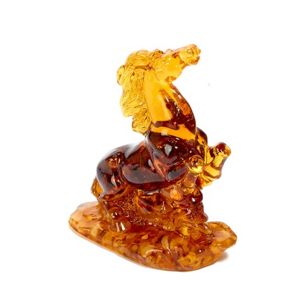Фигурка &quot;Конь &quot;Грация&quot; из Янтаря и эпоксидной смолы купить
